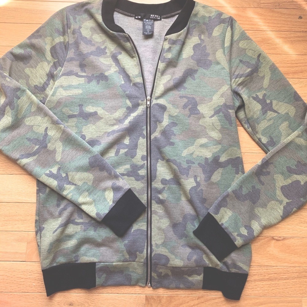 REBEL SUGAR NWT soft and versatile camo jacket!